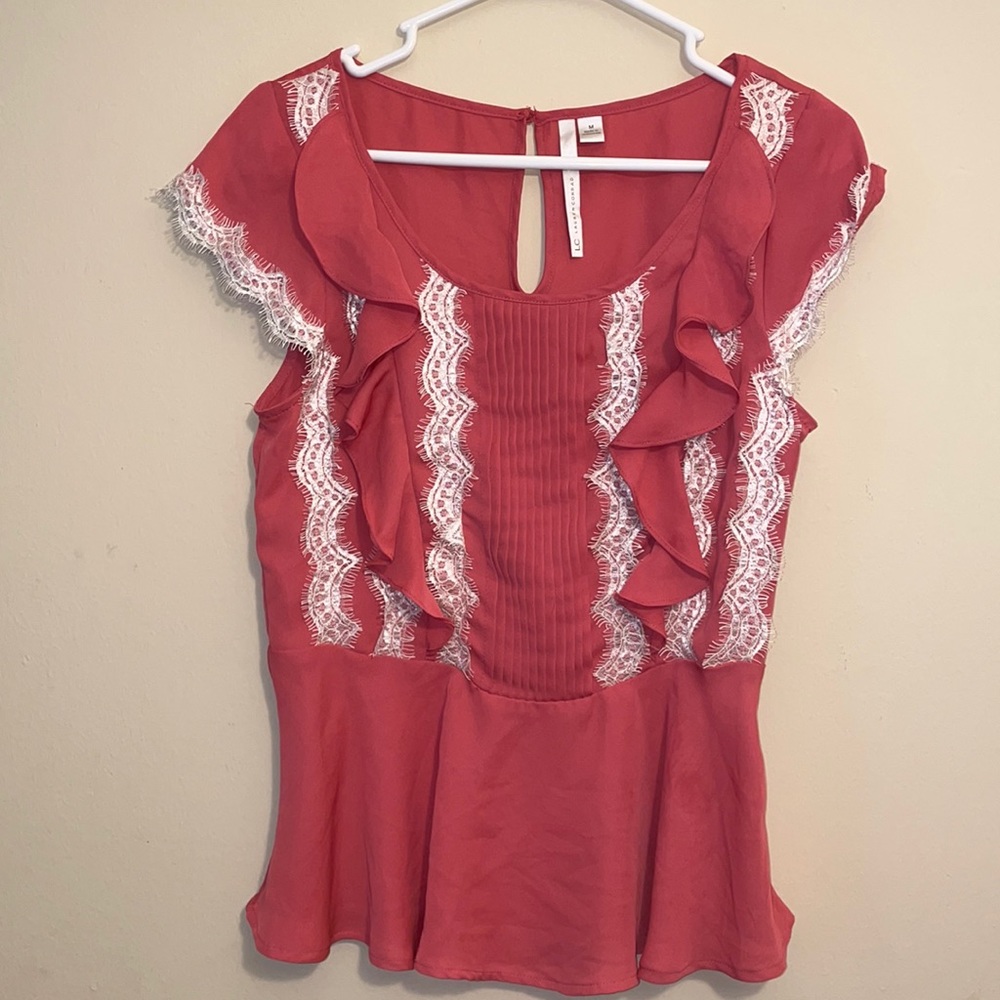🥳Cute Frilly, Lacy Pink Lauren Conrad Shirt-sz M